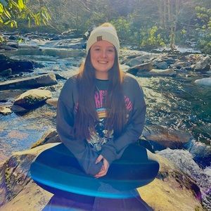 Meet your Posher, Riley